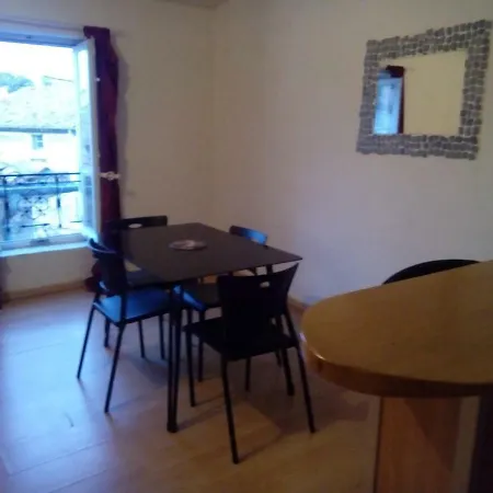Apartment T2 De 48 M² Centre