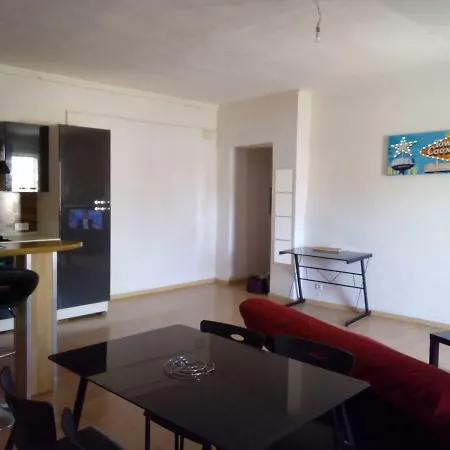 Apartment T2 De 48 M² Centre *