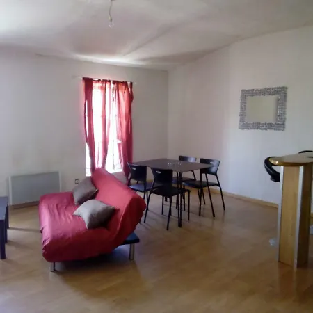 Apartment T2 De 48 M² Centre *